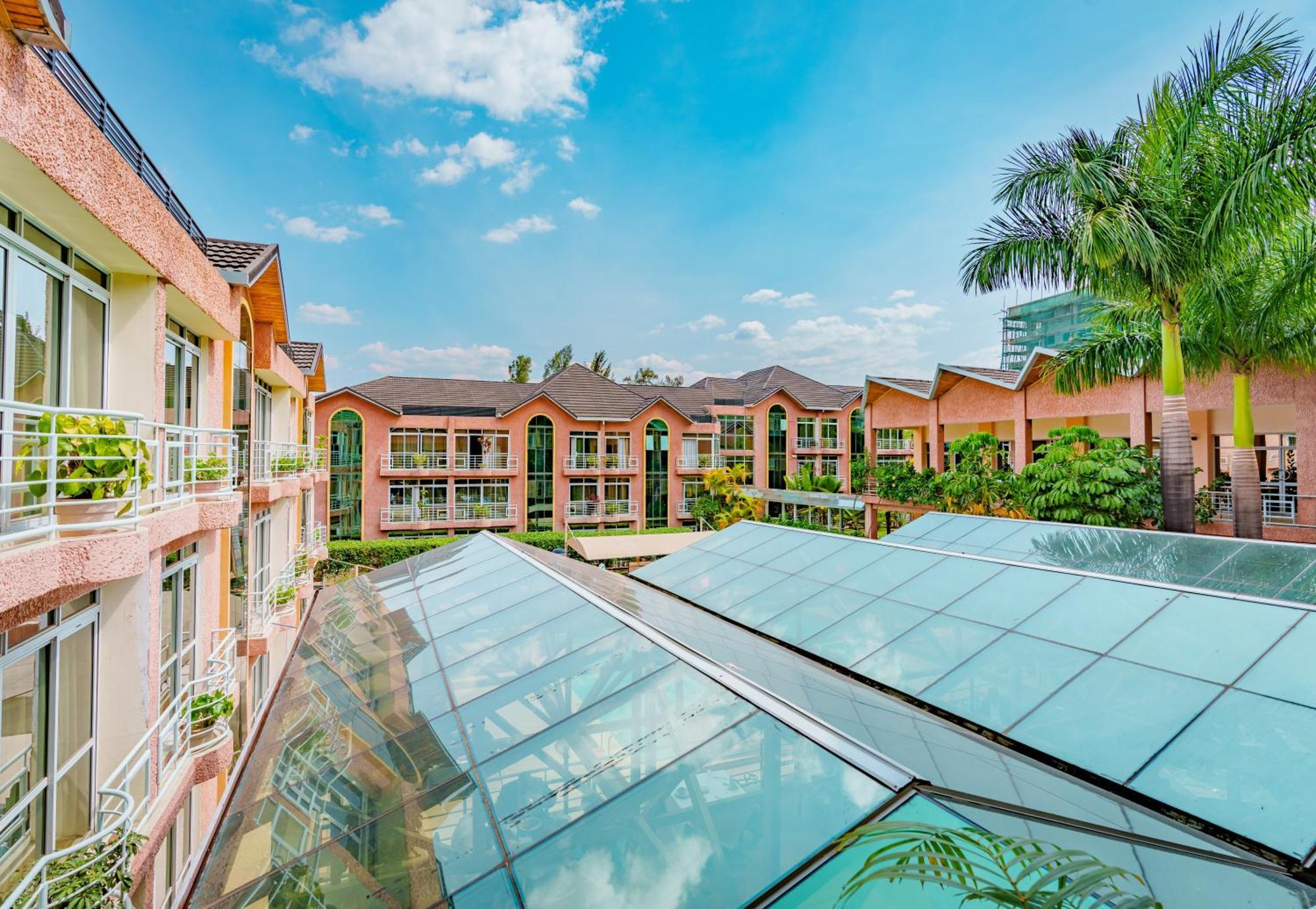 Lemigo Hotel Kigali Buitenkant foto