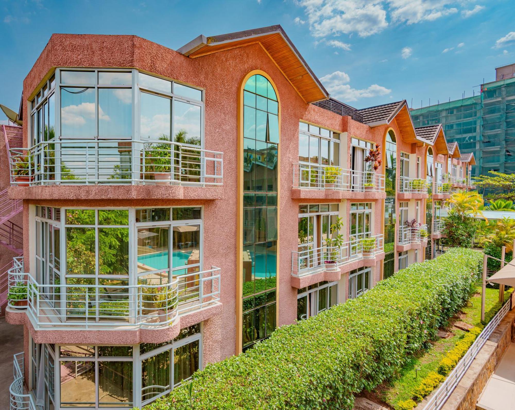 Lemigo Hotel Kigali Buitenkant foto