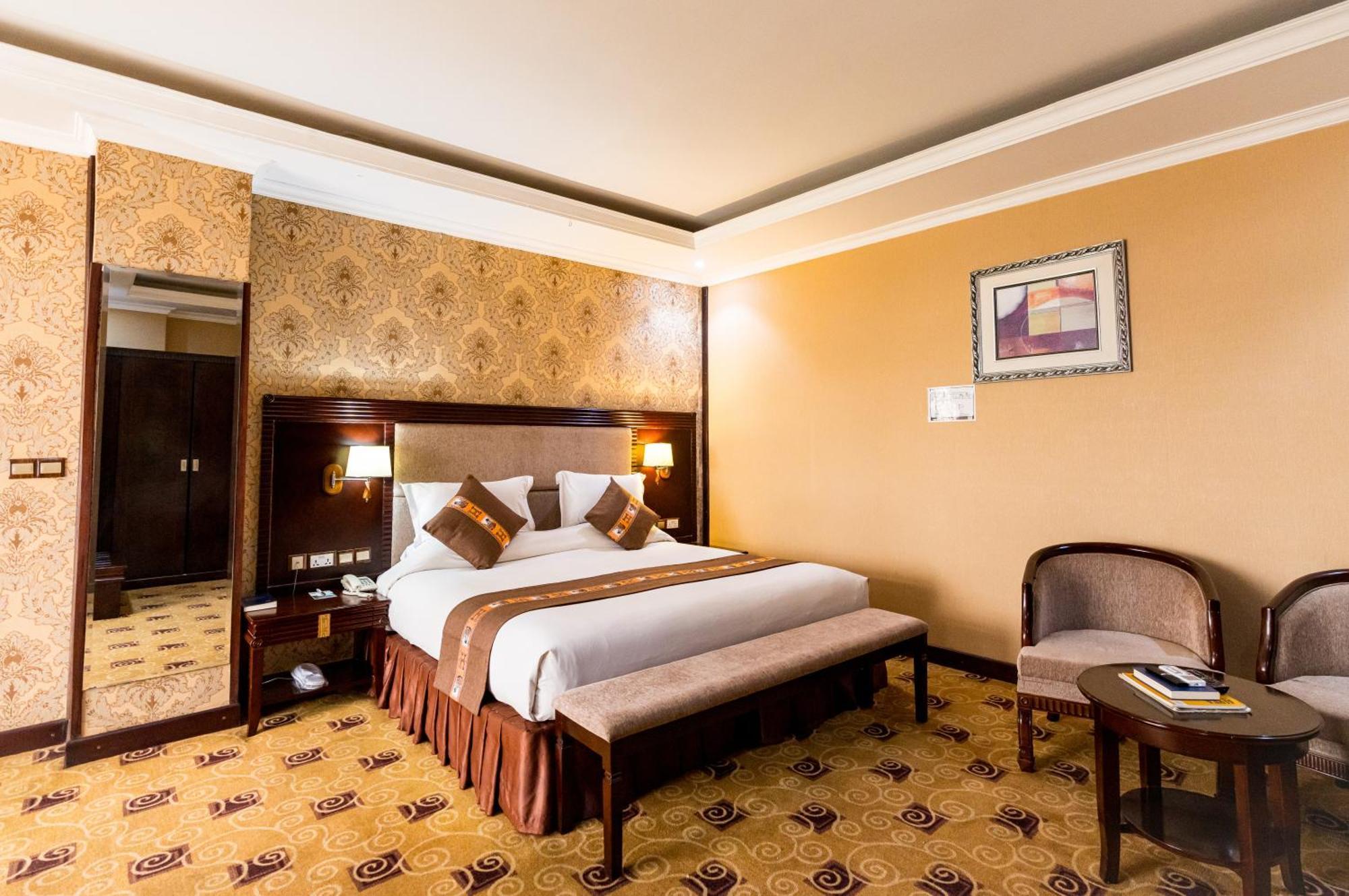 Lemigo Hotel Kigali Buitenkant foto