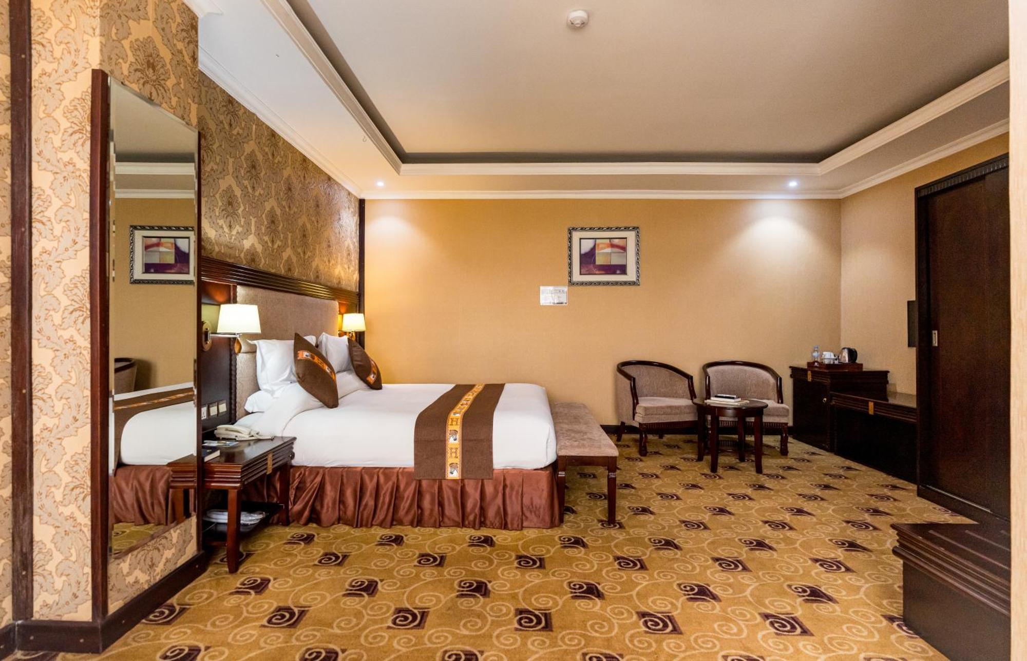Lemigo Hotel Kigali Buitenkant foto