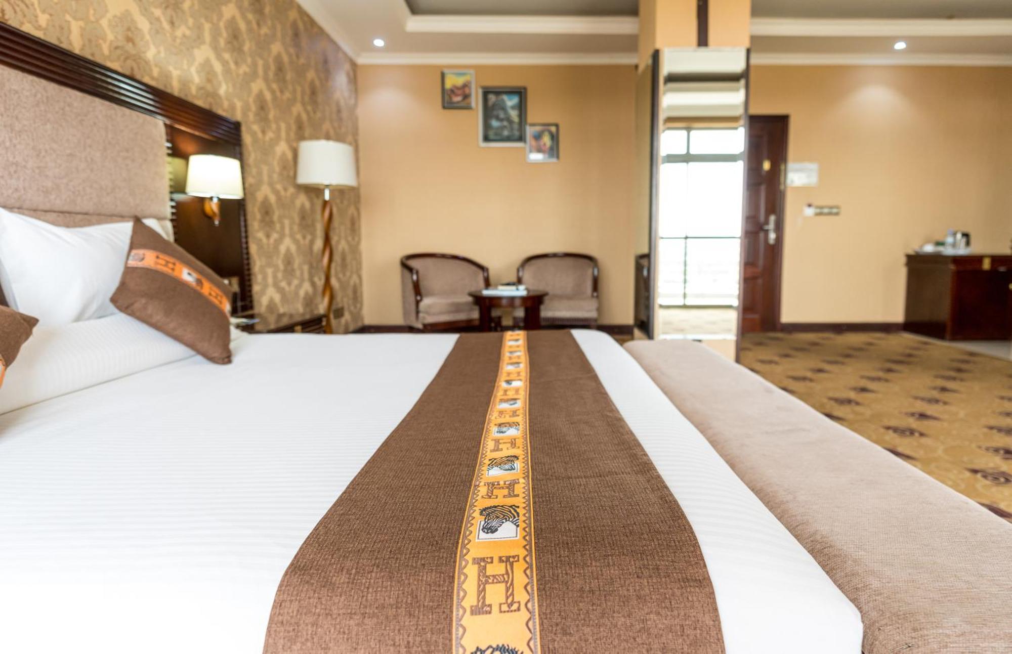 Lemigo Hotel Kigali Buitenkant foto