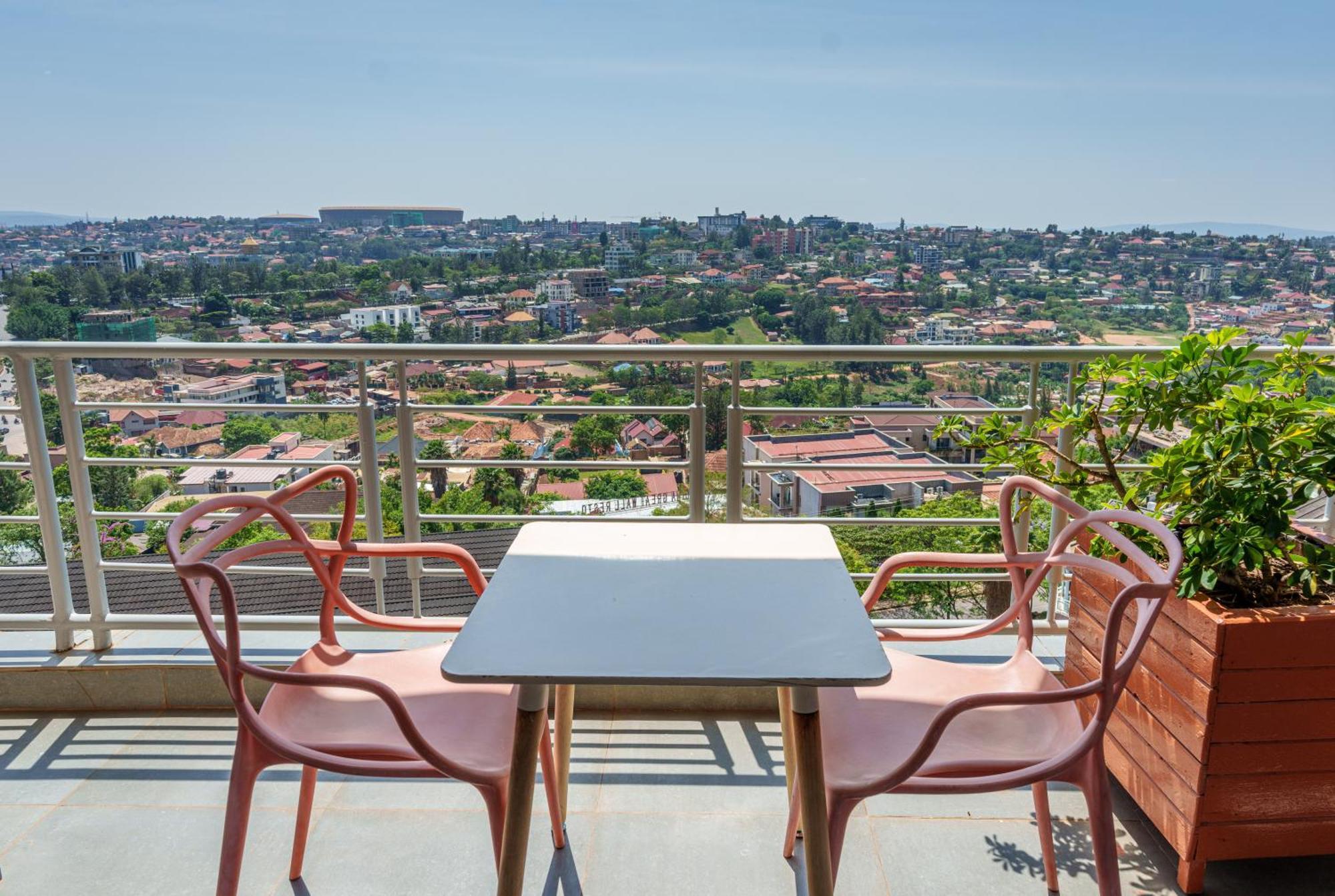 Lemigo Hotel Kigali Buitenkant foto